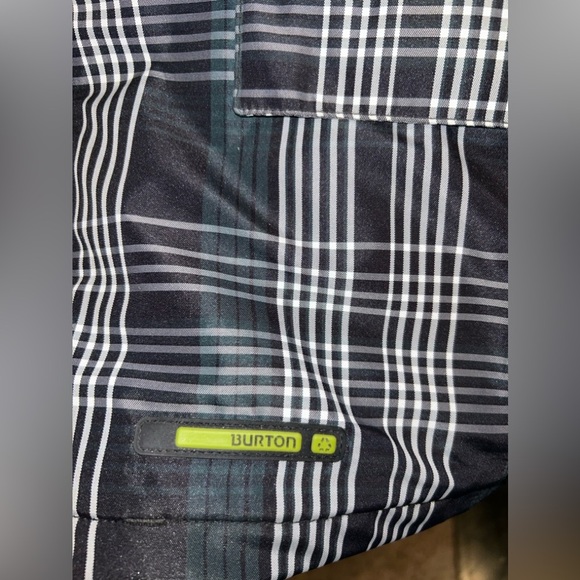 Burton Ski/Snow Jacket. Size extra small - Picture 5 of 7